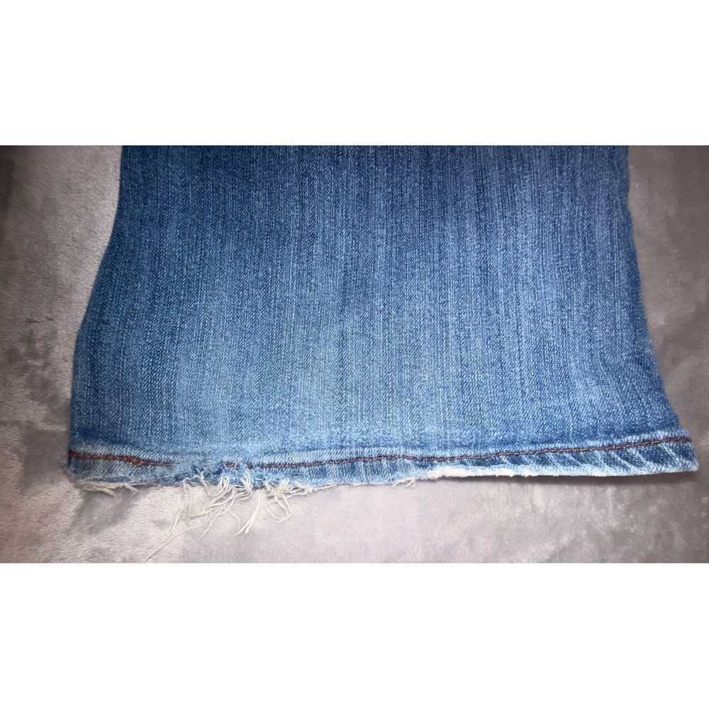 Levis Vintage‎ Flare 572 Jeans Womens 14M Light Wash Blue Distressed Mid Rise - Picture 11 of 11